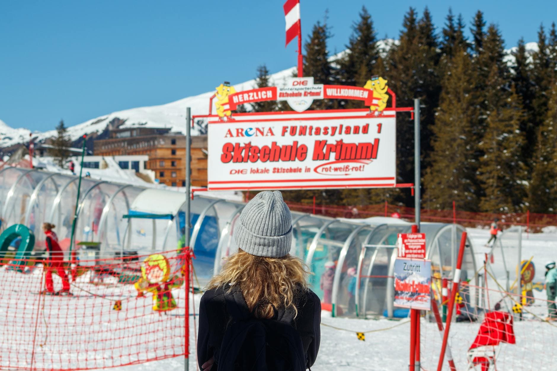 Rodinná lyžovačka – Severná Amerika vs. Európa – Praktický sprievodca