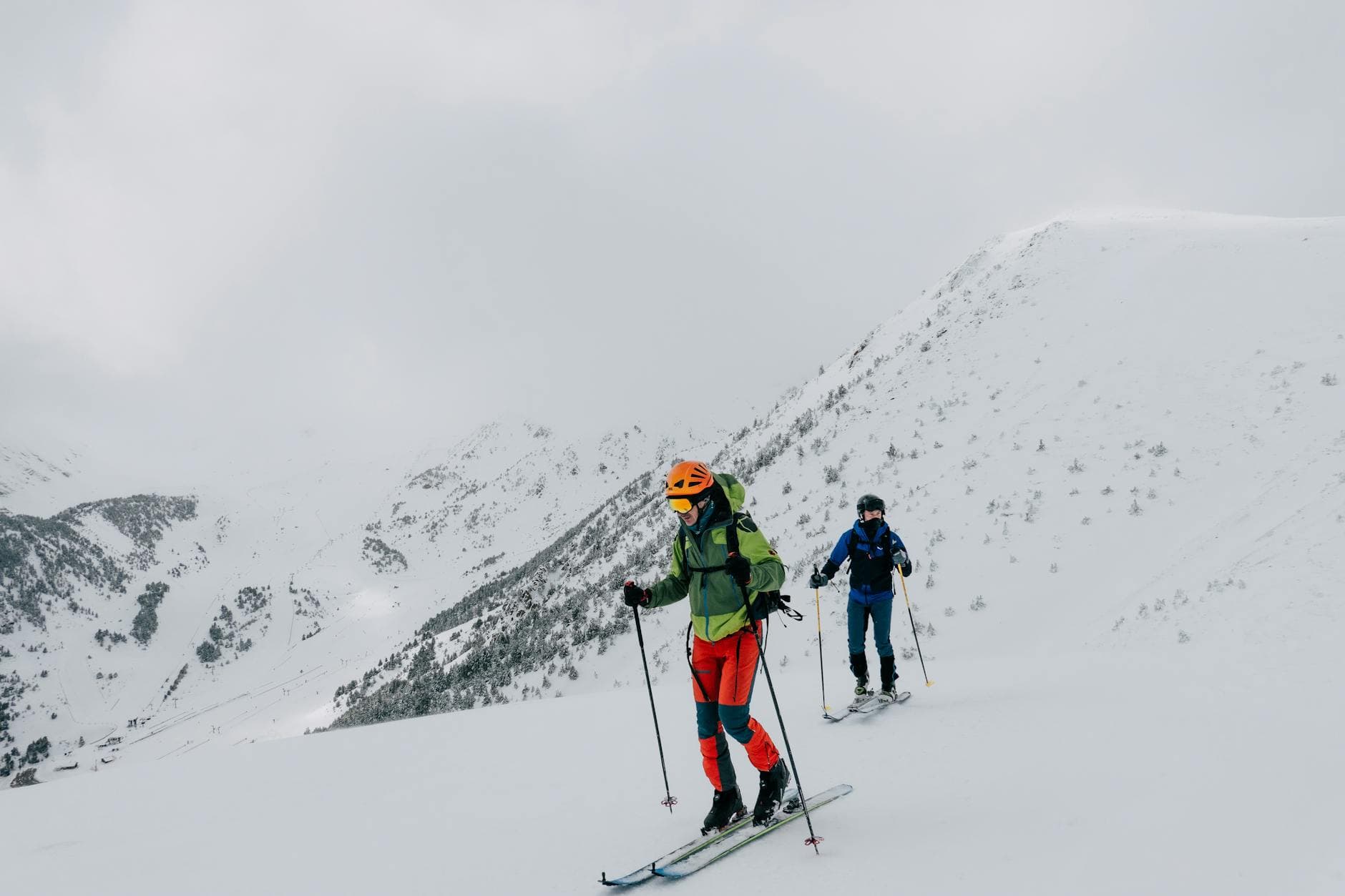Ski Holidays: Täydellinen opas laskettelulomiin 2026 – lomakeskukset, pakettimatkat ja matkavinkit