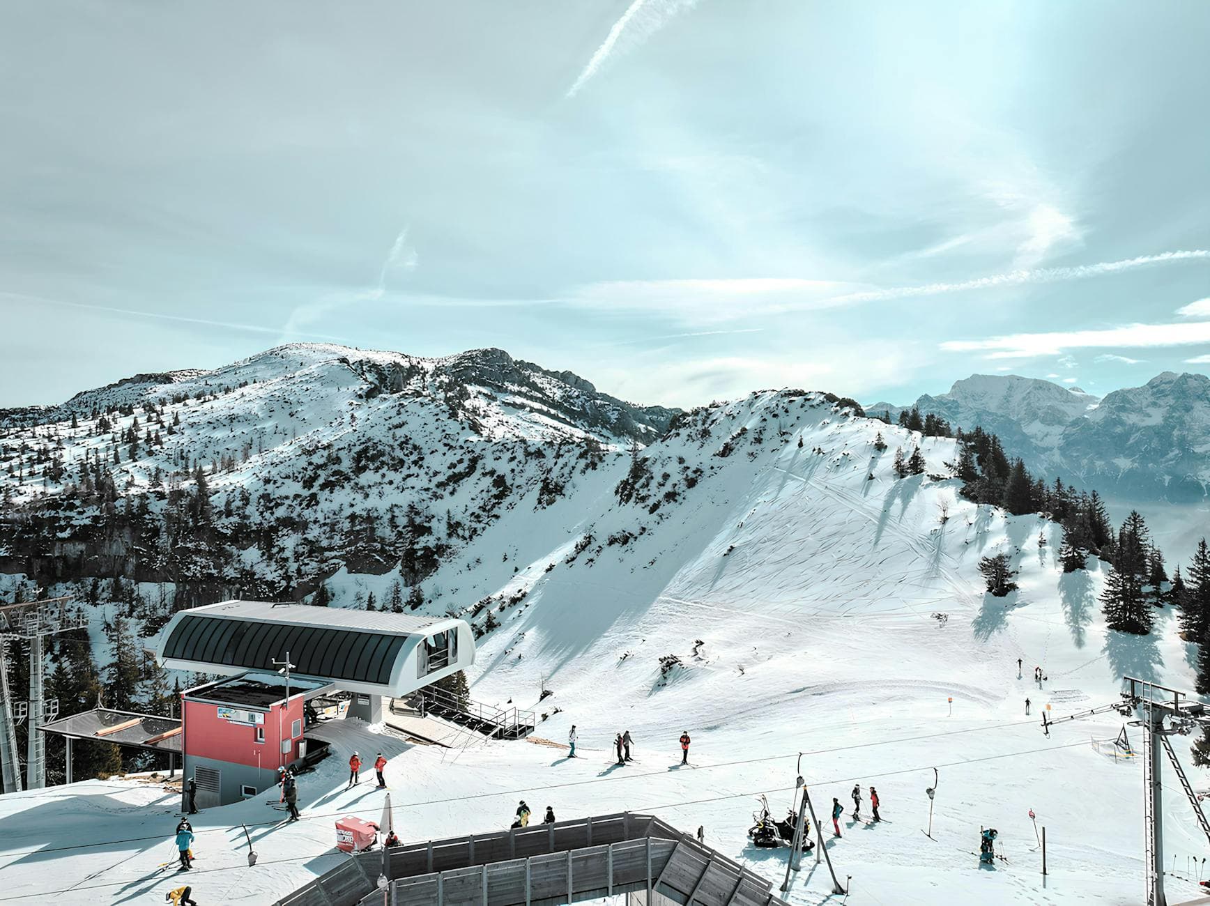 Skiing Without Borders: Global Destinations & Tips