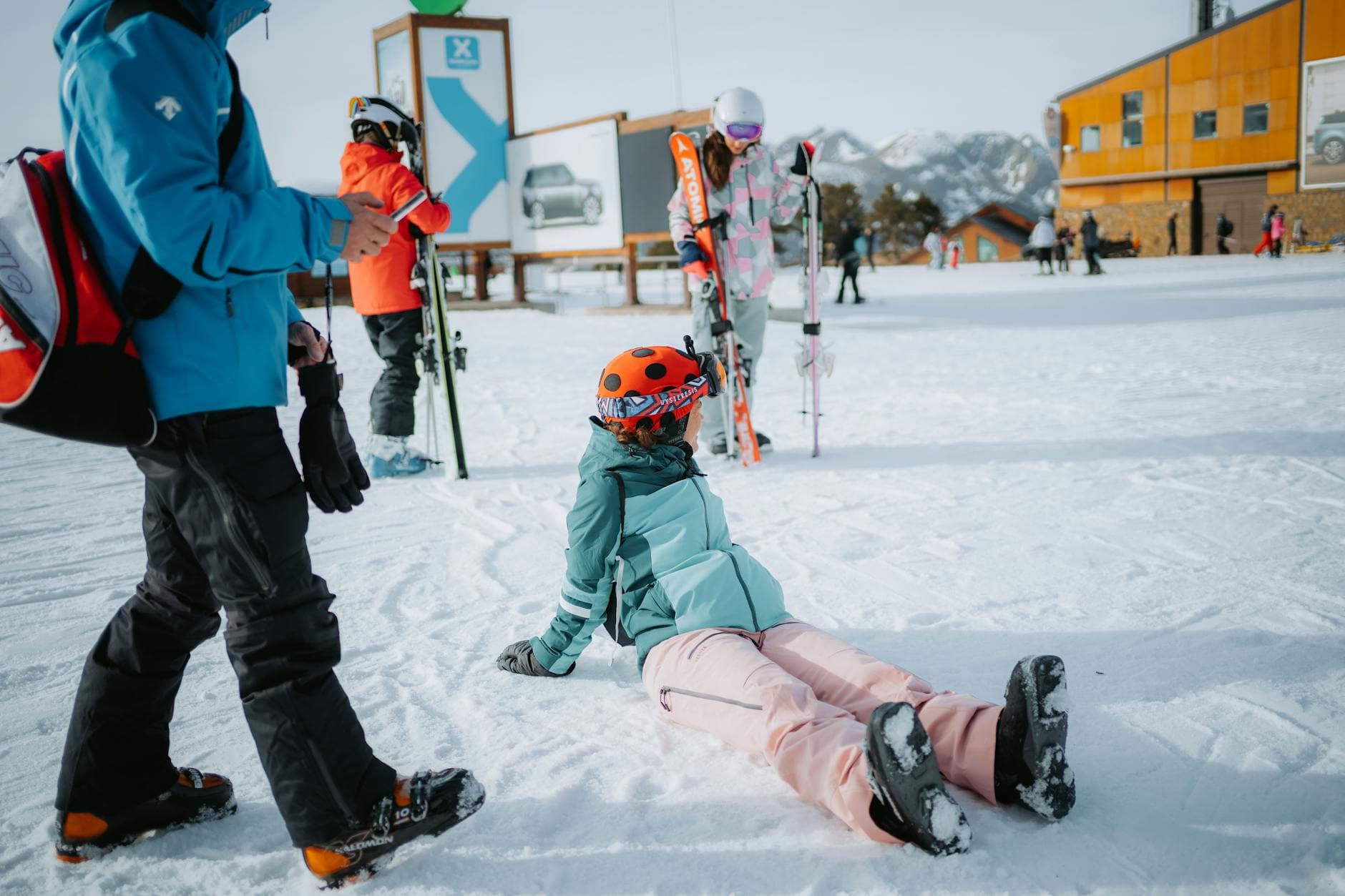 De juiste (en verkeerde) leeftijd voor kinderen om te leren skiën - Een gids voor ouders