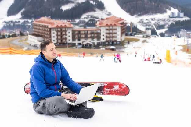 Diverse terrain that suits every level: groomed runs, bowls, and trees