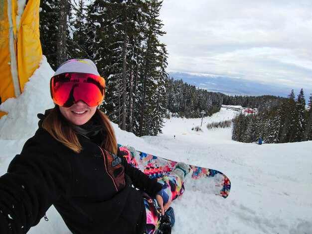 Learn to Ski on BC’s Best Mountains – A Beginner’s Guide