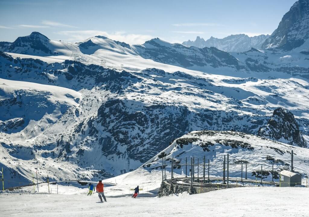 A picture of the popular snowboarding destination in Niseko, Japan
